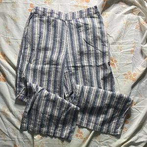 Cropped navy blue white striped pants XS 0 25 Abercrombie pants